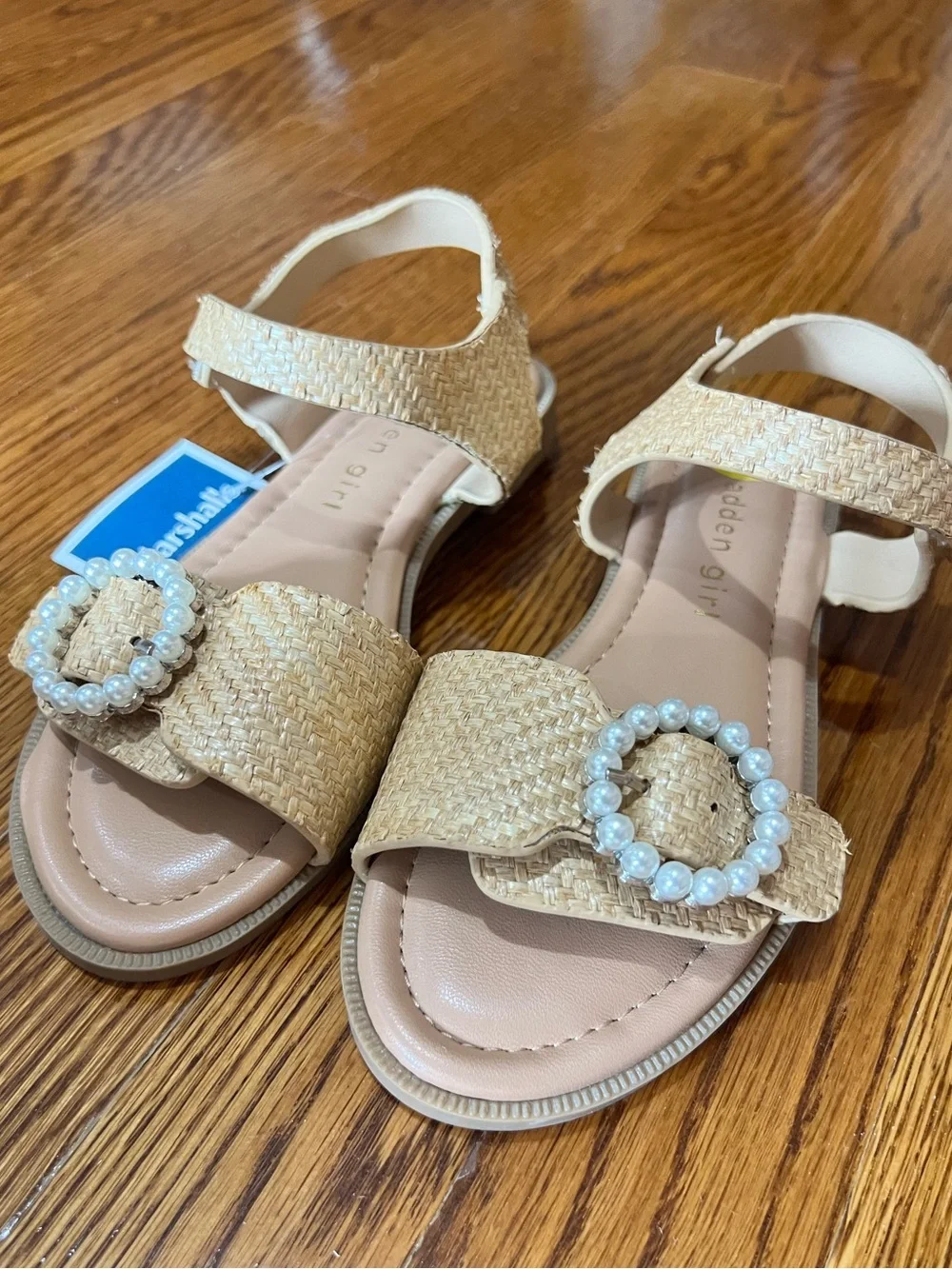 Madden Girl chic sandals